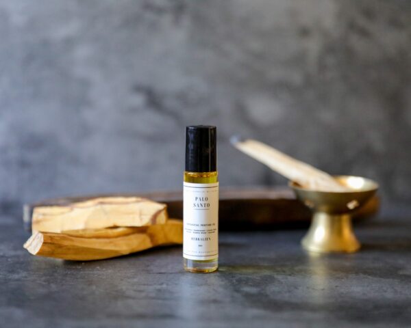 Santo & Sandal Woody Oil Perfume Roll-On 圣木沉香滚珠香精油 - Image 3